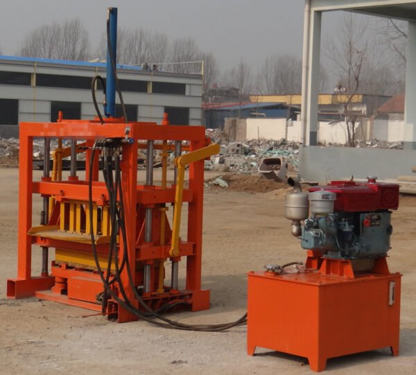 Diesel Type Semi Automatic Block Making Machine QTJ4-30 - Image 4