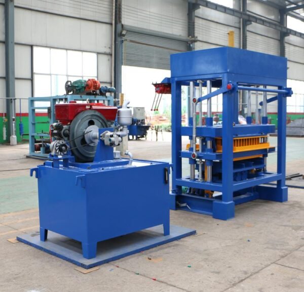 Diesel Type Semi Automatic Block Making Machine QTJ4-30