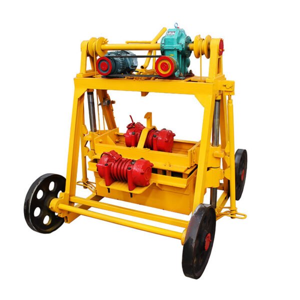 Mobile Type QT40-3B Hollow Block Making Machine - Image 3