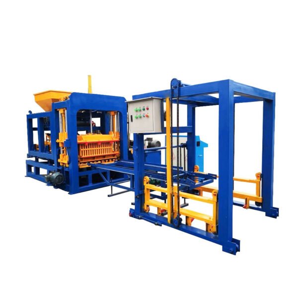 Simple Fully Autoamatic Type QT4-18 Concrete Block Making Machine - Image 2